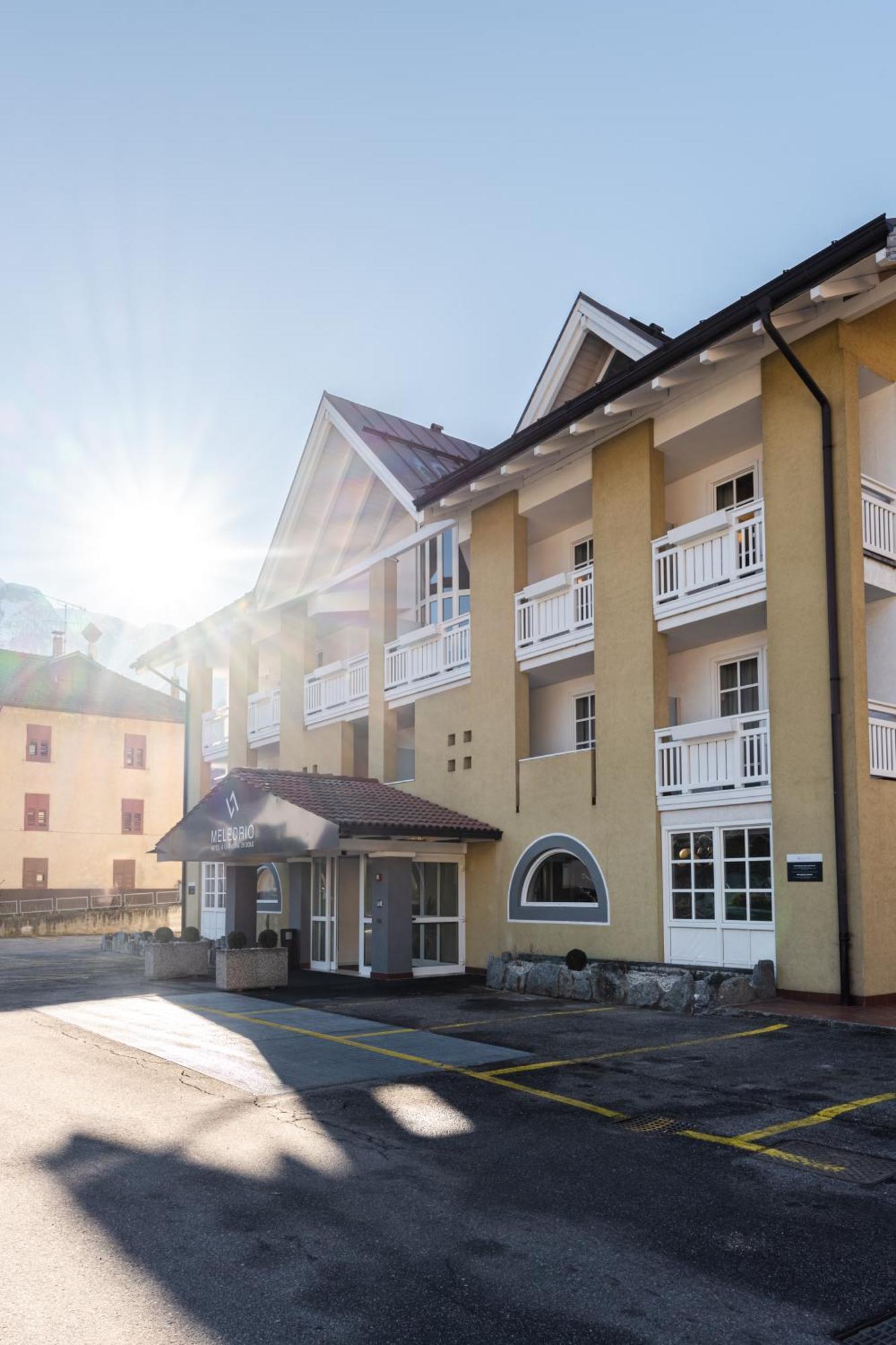 Hotel Garni Meledrio Димаро Экстерьер фото