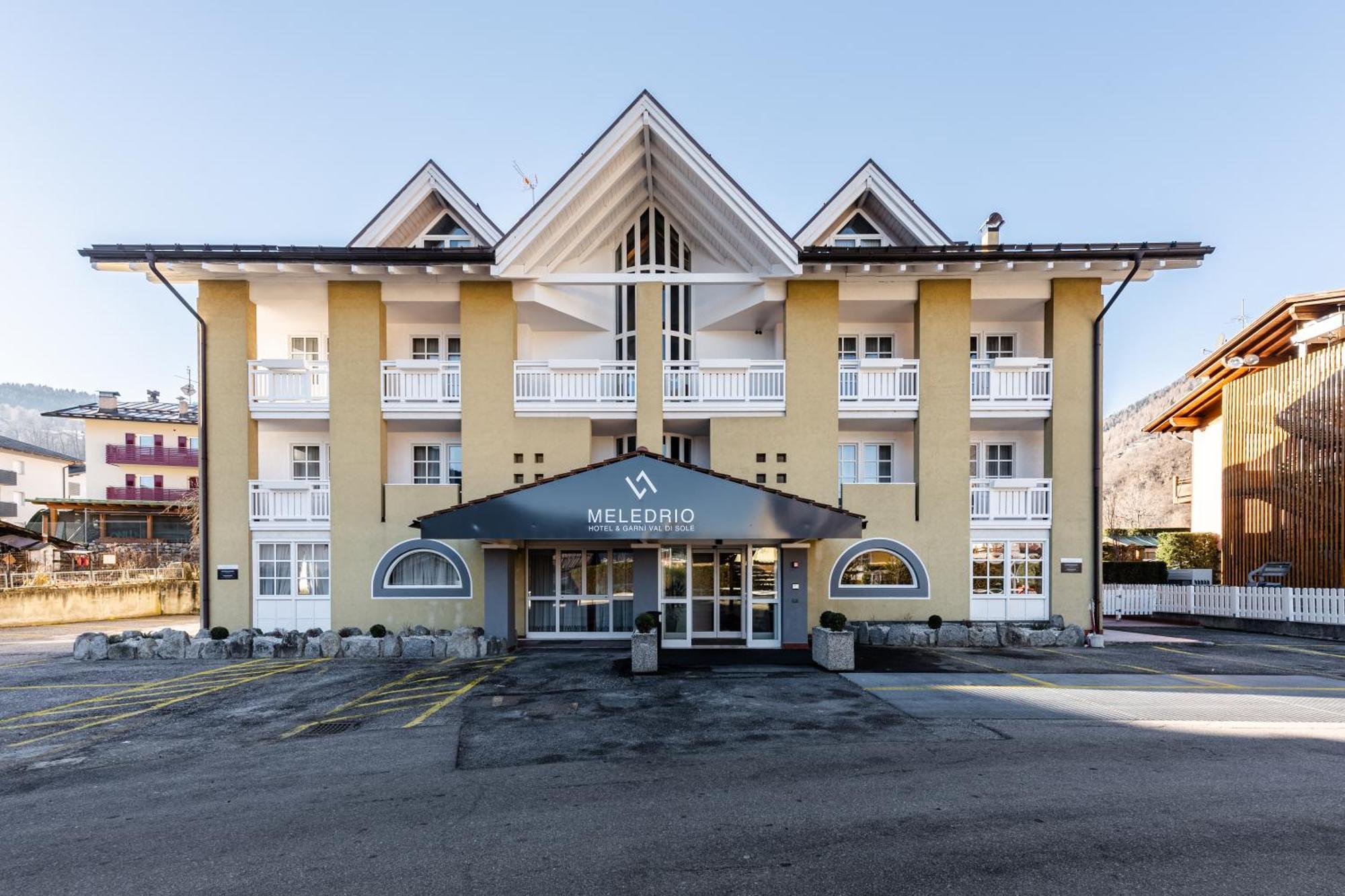 Hotel Garni Meledrio Димаро Экстерьер фото