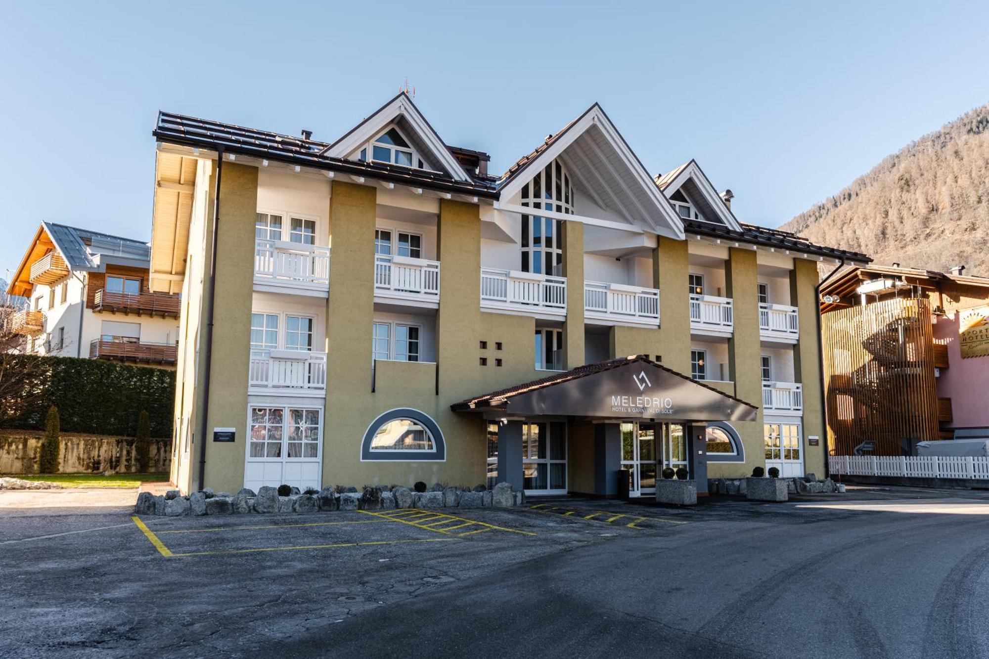 Hotel Garni Meledrio Димаро Экстерьер фото