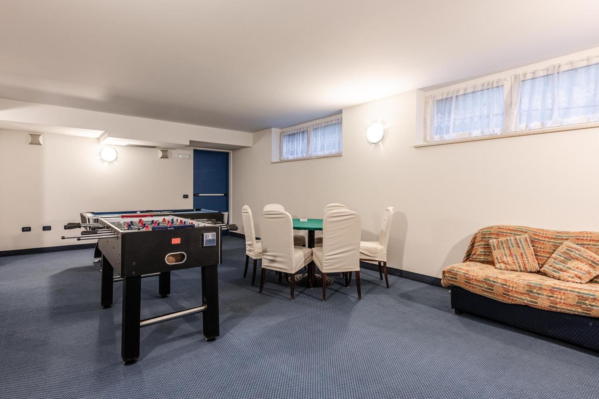 Hotel Garni Meledrio Димаро Экстерьер фото