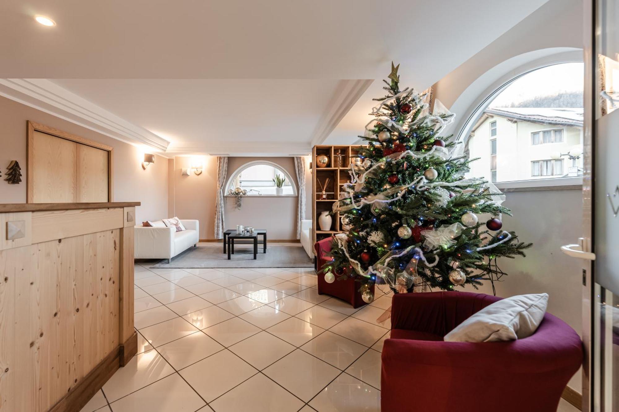 Hotel Garni Meledrio Димаро Экстерьер фото