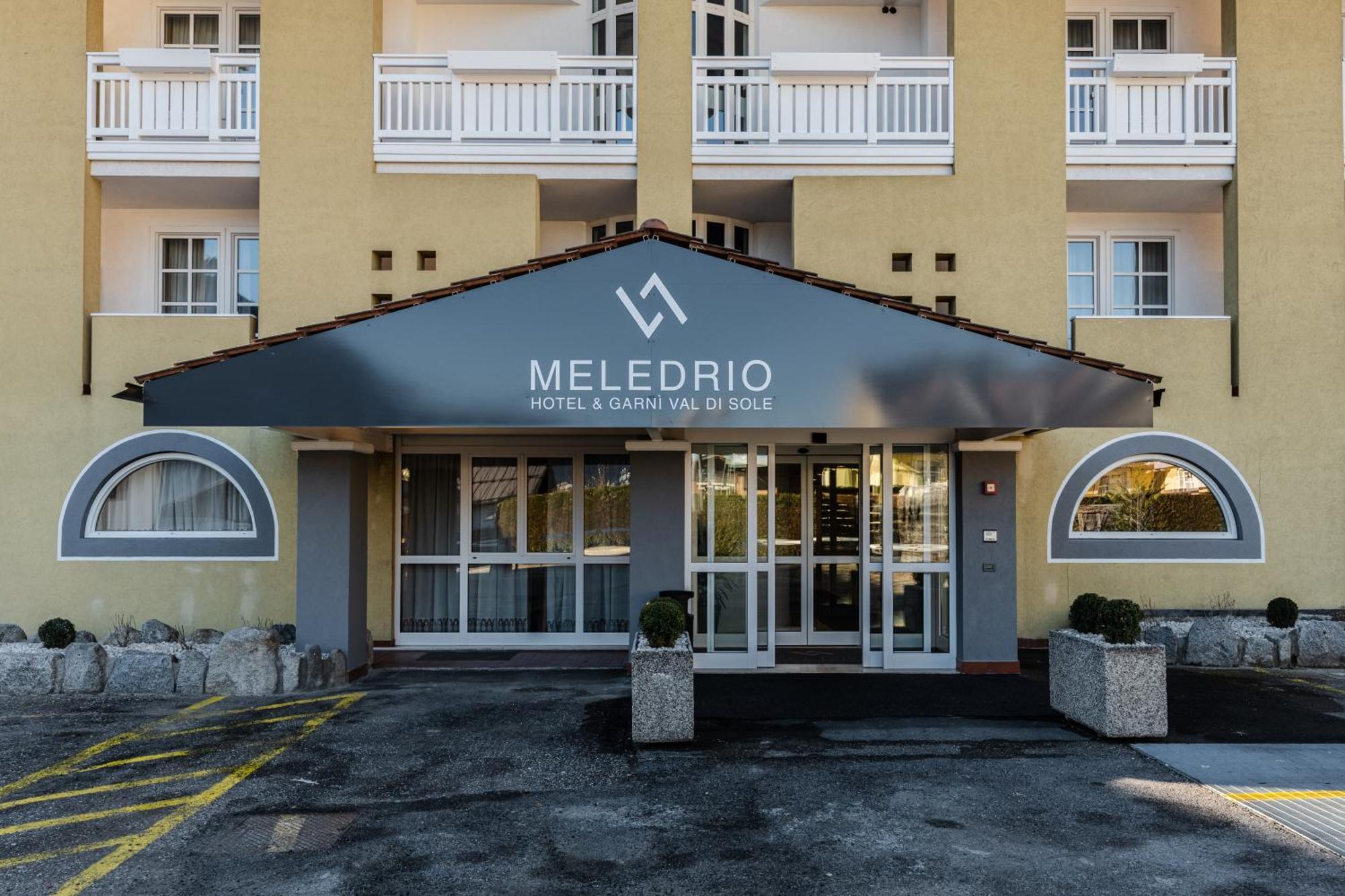 Hotel Garni Meledrio Димаро Экстерьер фото