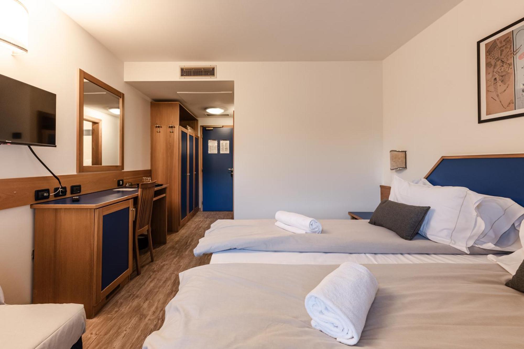 Hotel Garni Meledrio Димаро Экстерьер фото